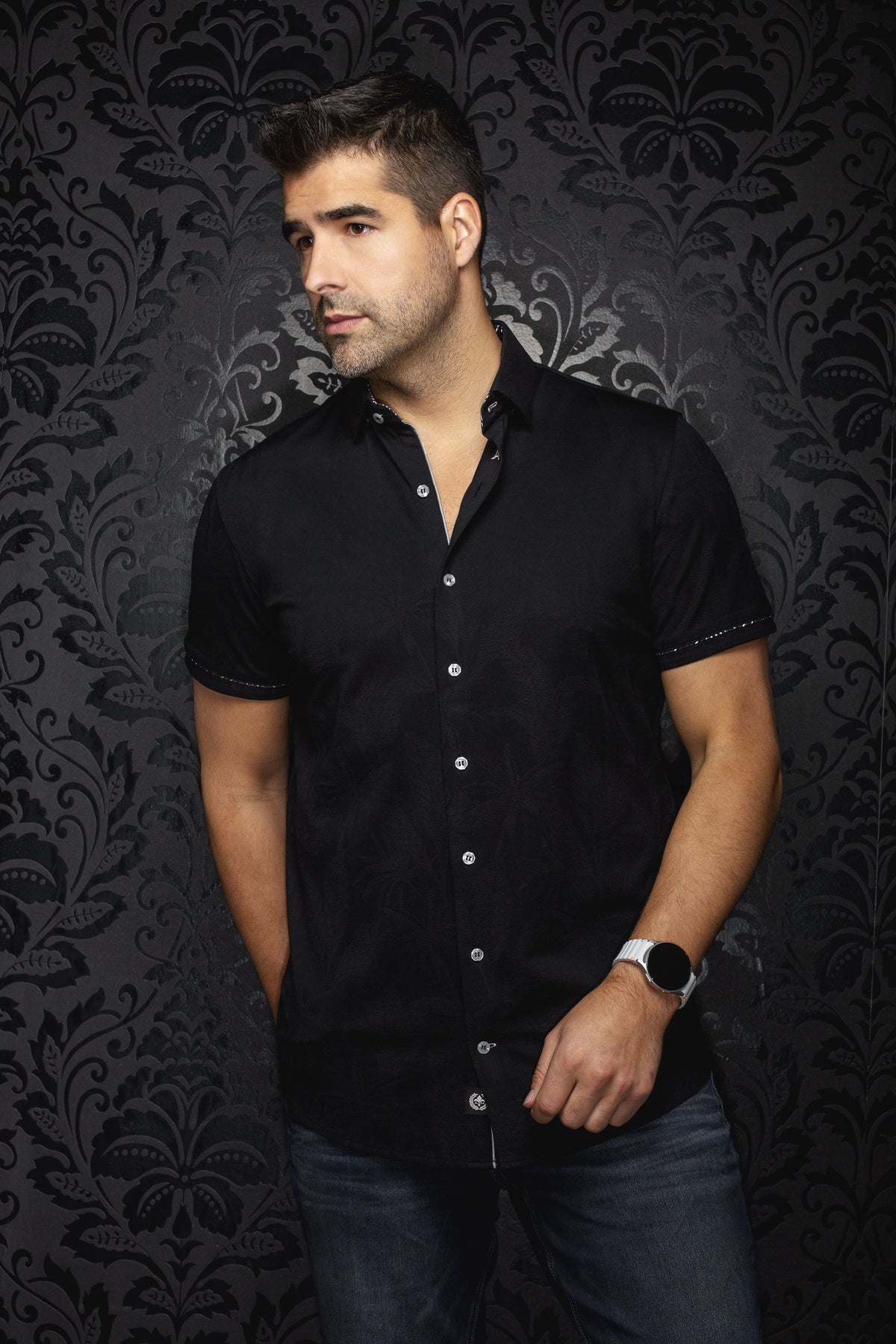 Chemise sport manches courtes AU NOIR (NOIR - 262745) MODÈLE: BRAHEA (SS)